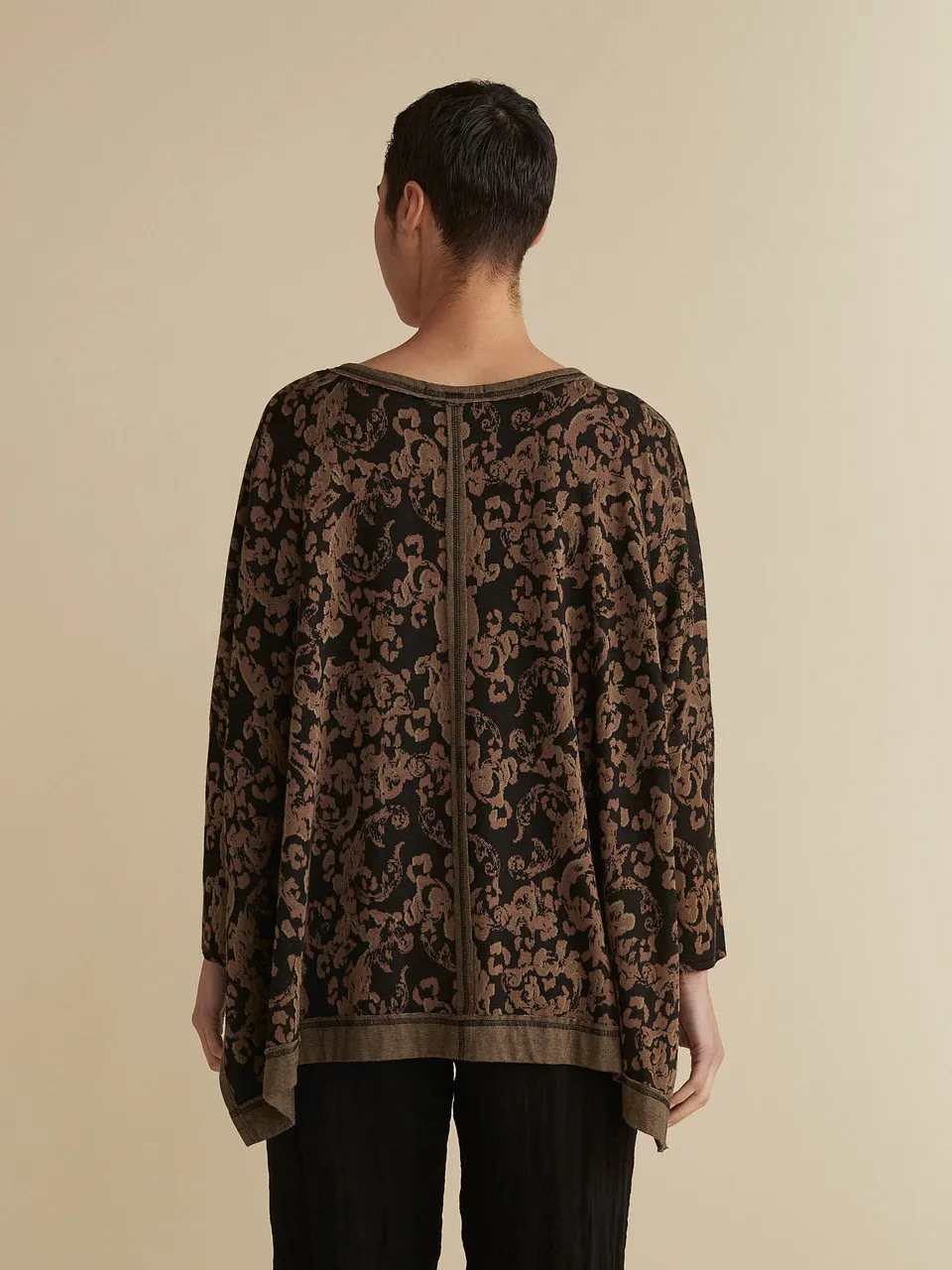 Cut Loose Floral Jacquard OS Deep V Tee