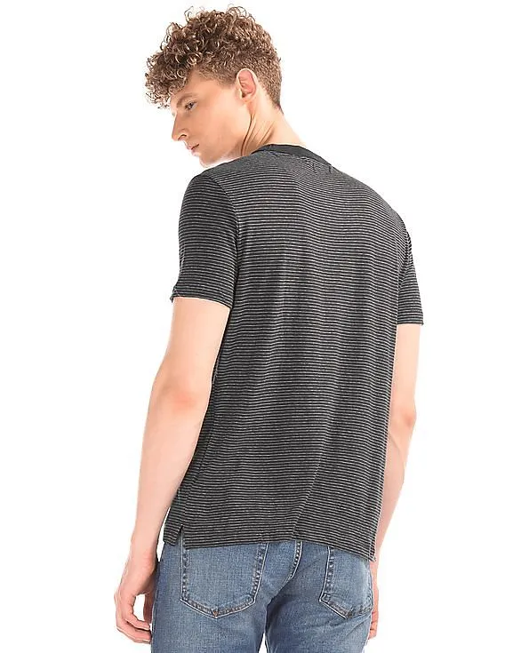 GAP Men Black Linen Cotton Stripe Crew Neck Tee