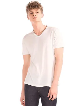 GAP Men White Cotton Linen V-Neck Tee