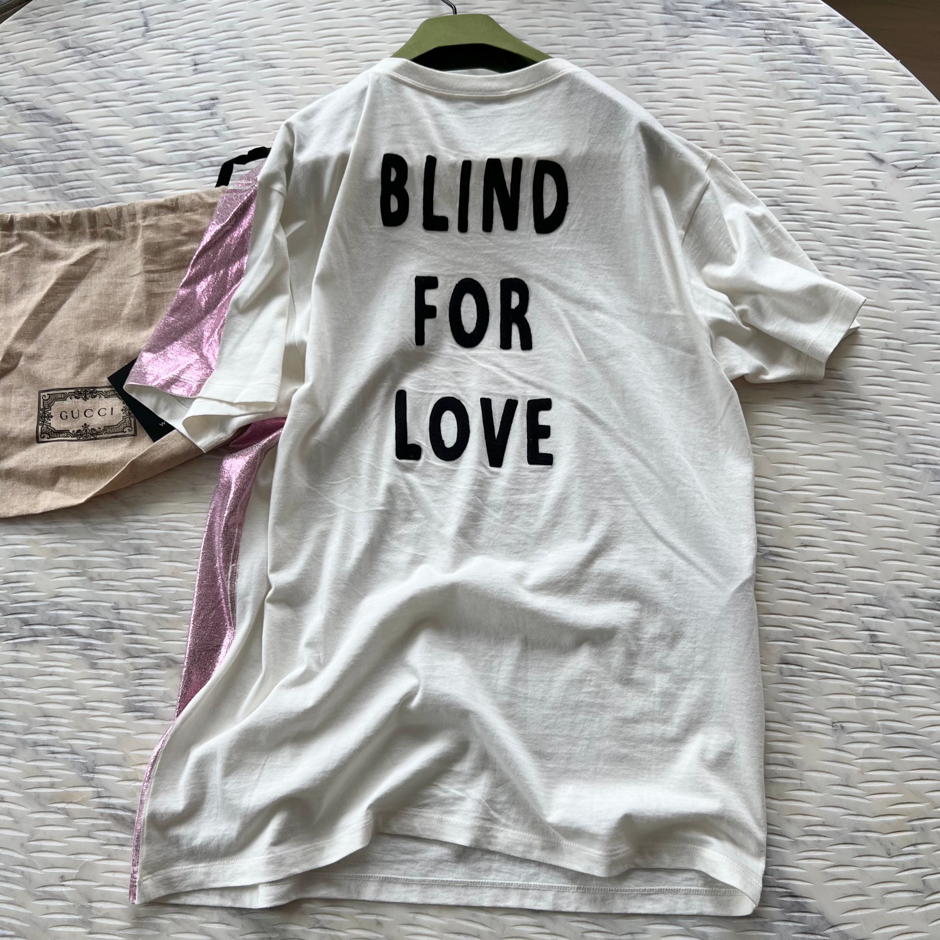 GUCCI Oversized Blind For Love Tee