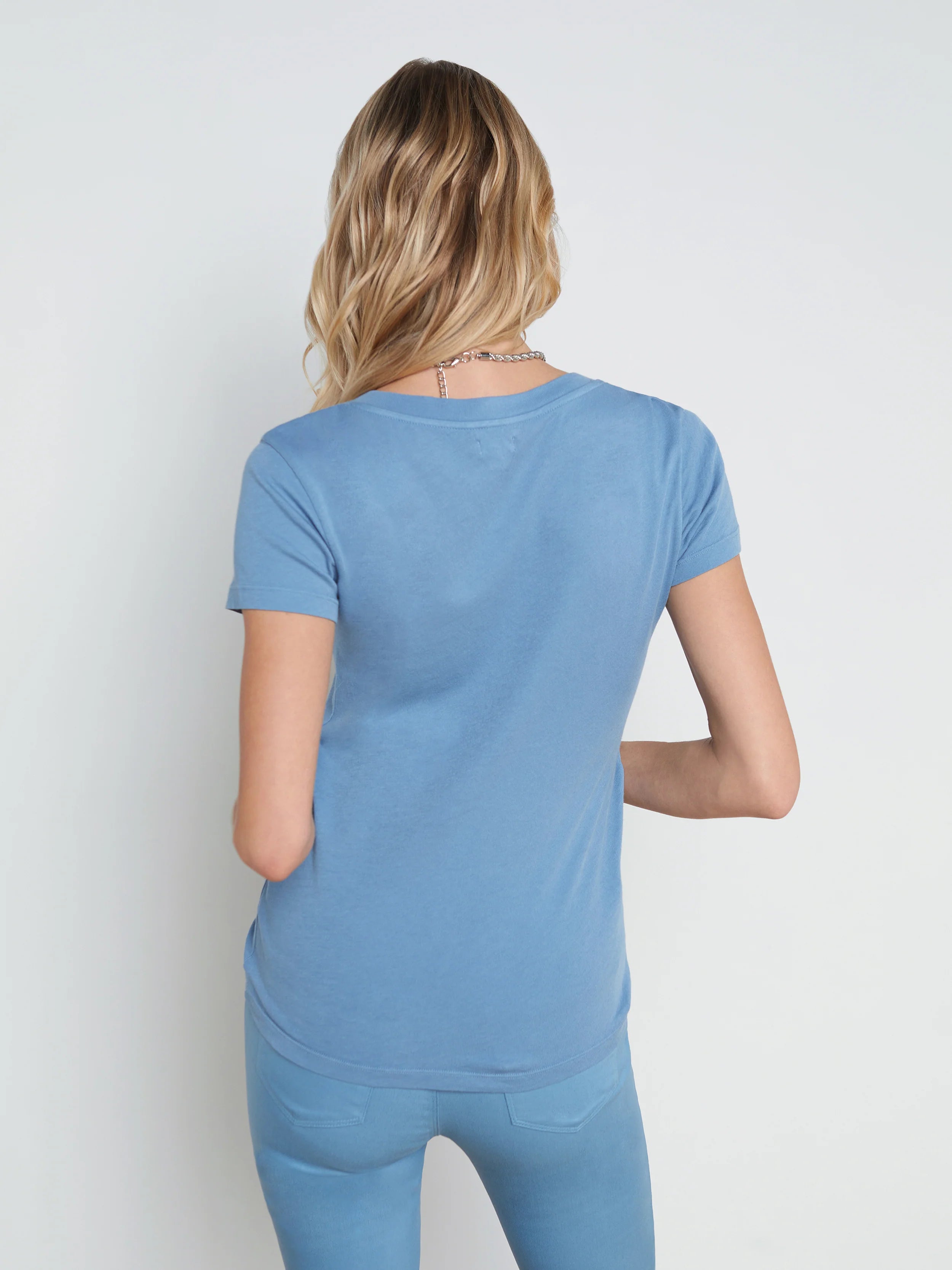 L’agence - Becca Cotton V Neck Tee - Blue Mist