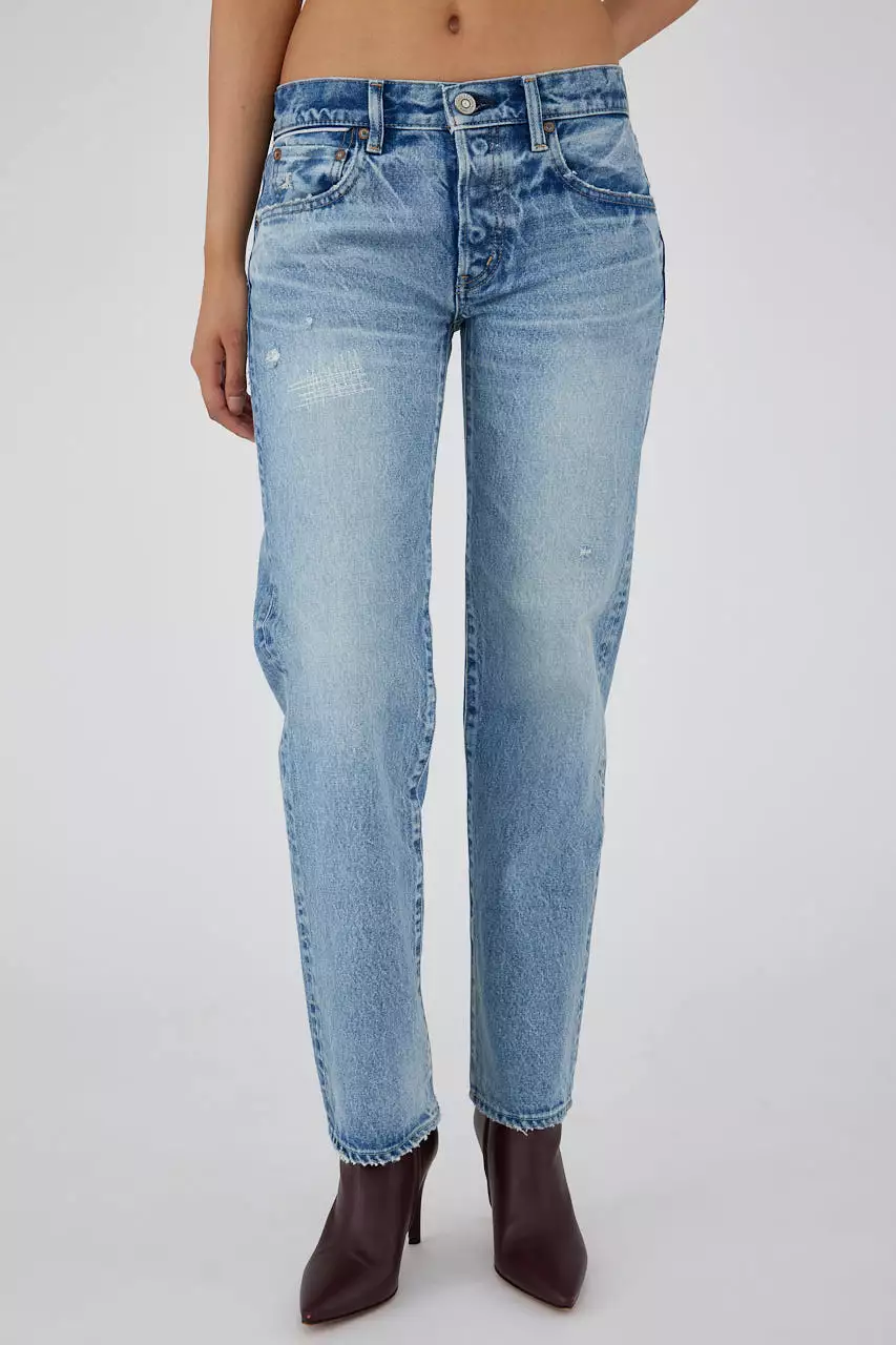 Moussy Vintage Bostonia Low Rise Straight Jean