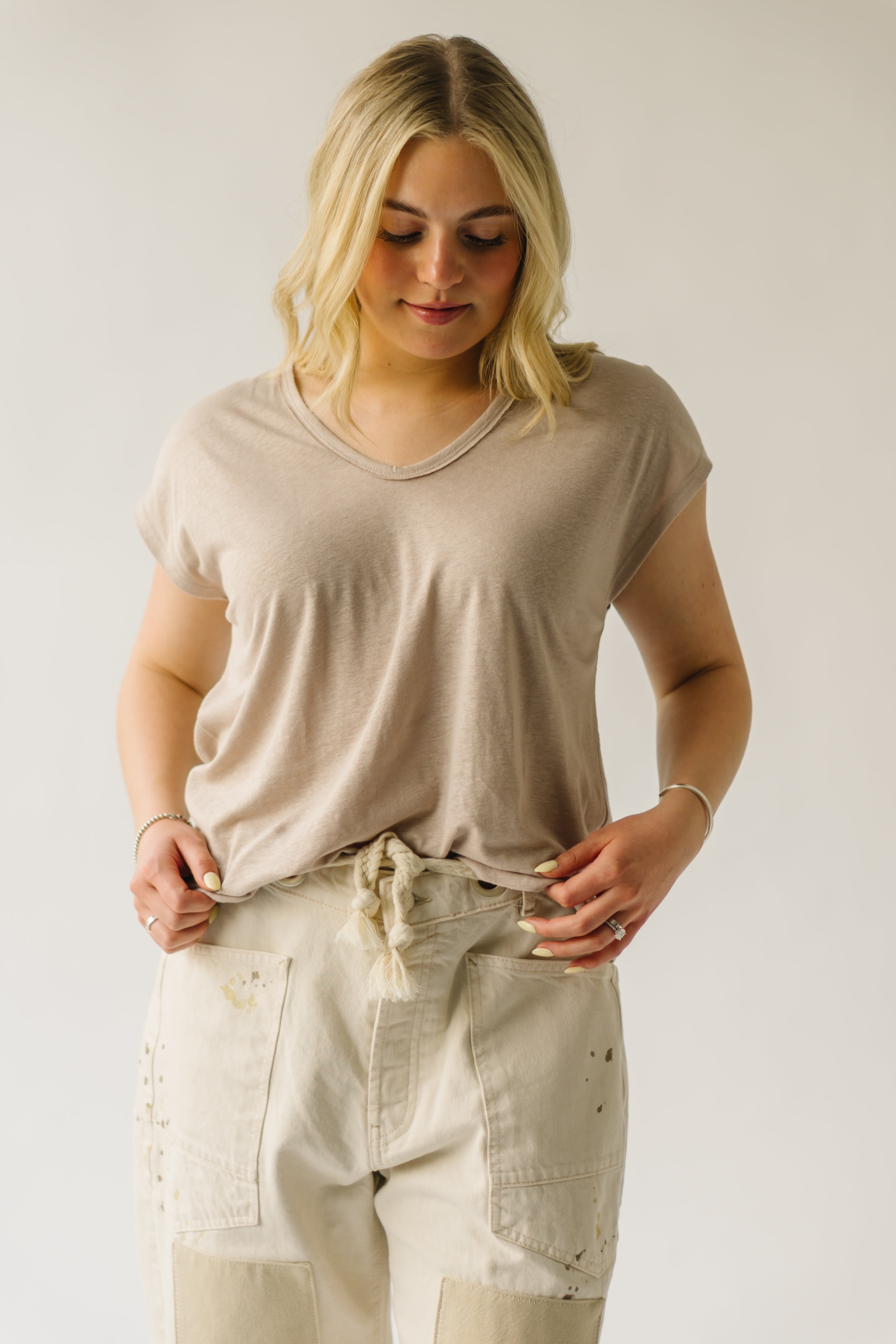 The Garver V-Neck Linen Tee in Khaki