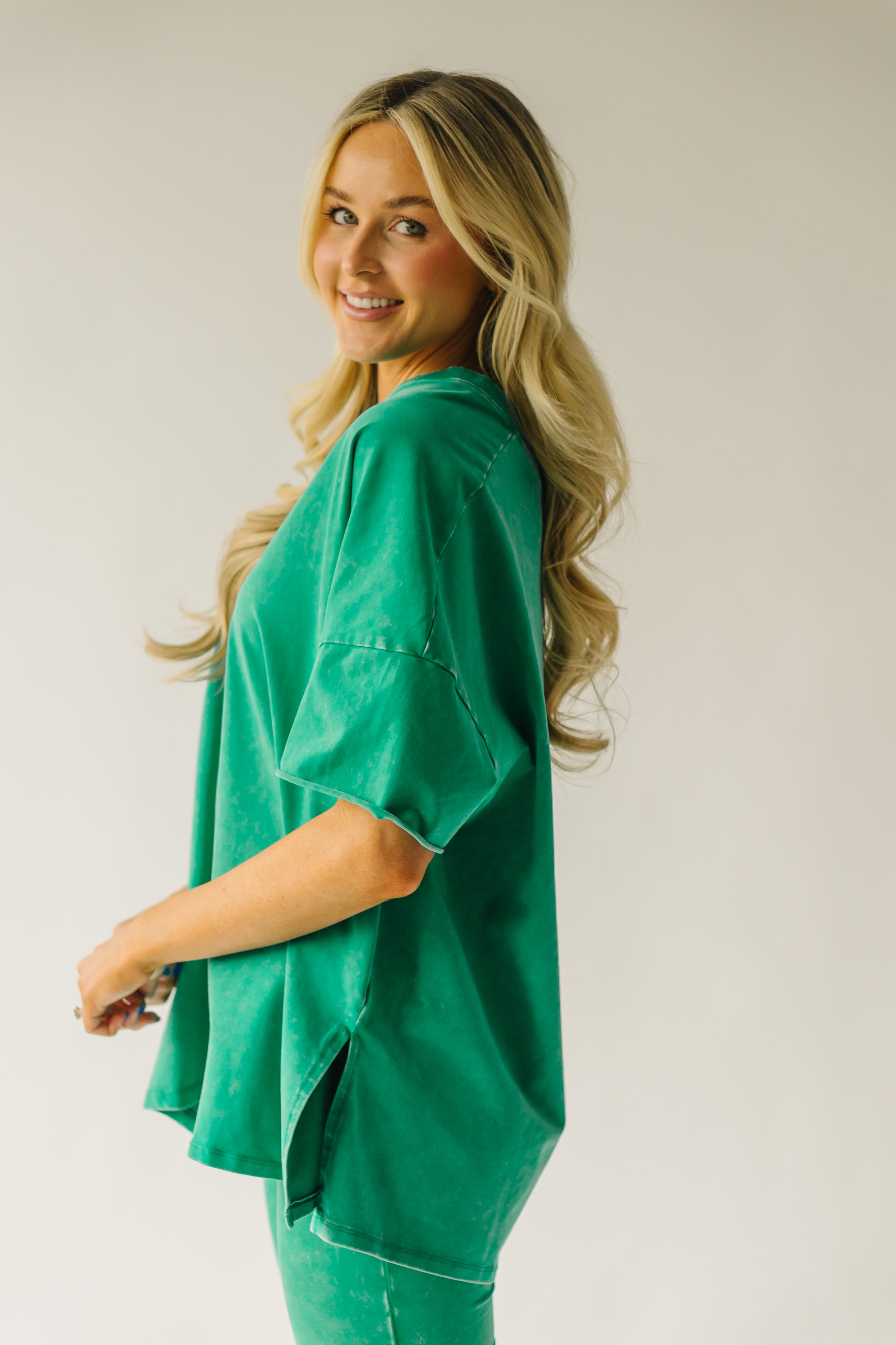 The Kynaston V-Neck Drop Sleeve Tee in Kelly Green