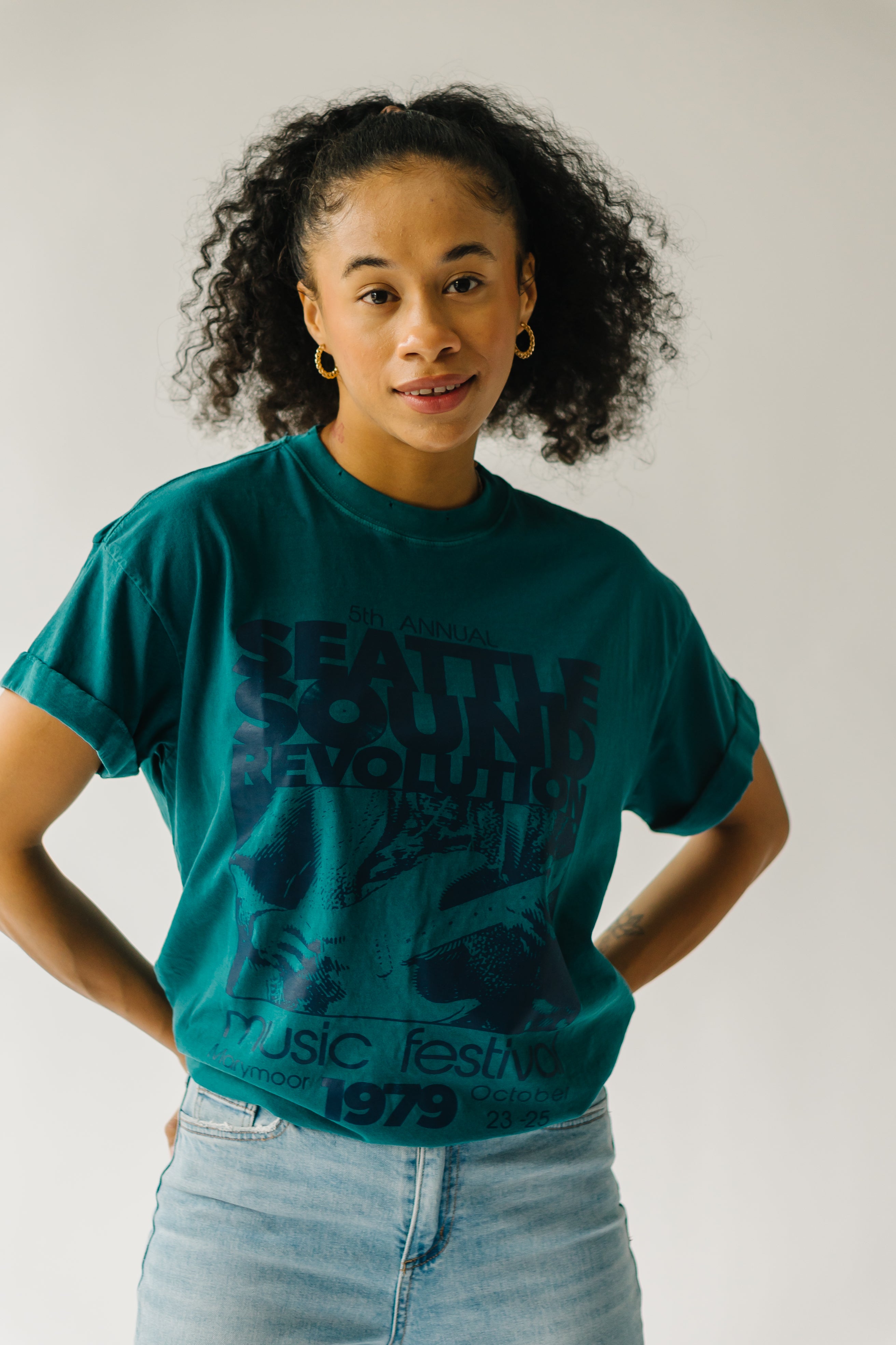 The Seattle Sound Revolution Graphic Tee in Dark Aqua